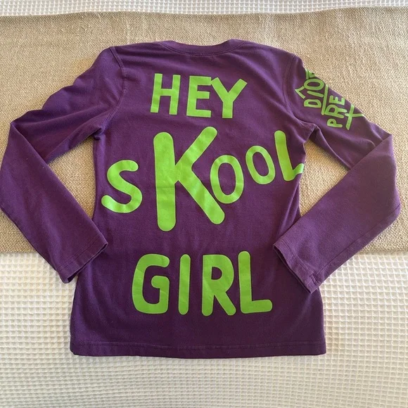 Authentic Christian Dior Boutique V-Neck Long Sleeve Top – Purple Graphic Shirt - Picture 2 of 7